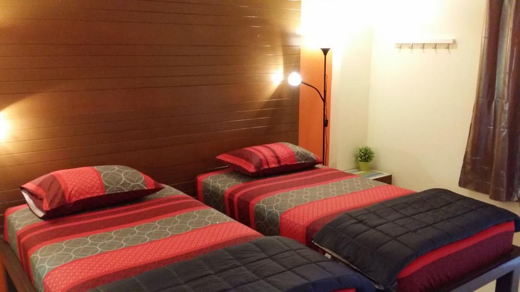 פרה נאקון סי איוטאיה Baan Baimai Boutique Room מראה חיצוני תמונה