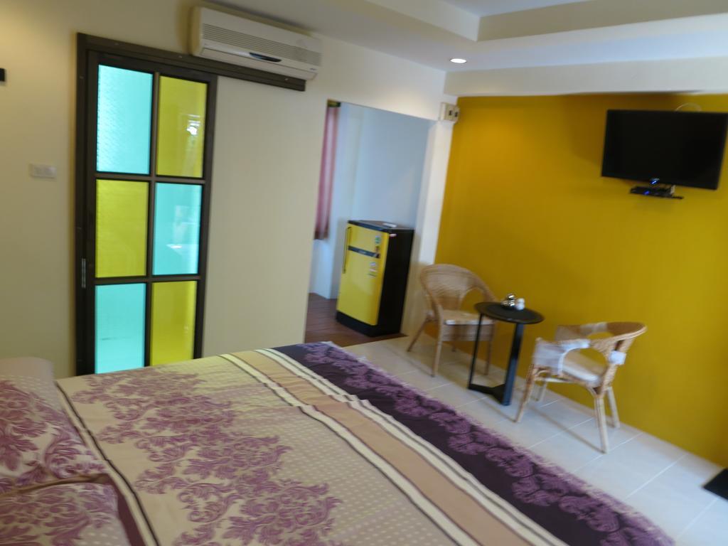 פרה נאקון סי איוטאיה Baan Baimai Boutique Room מראה חיצוני תמונה